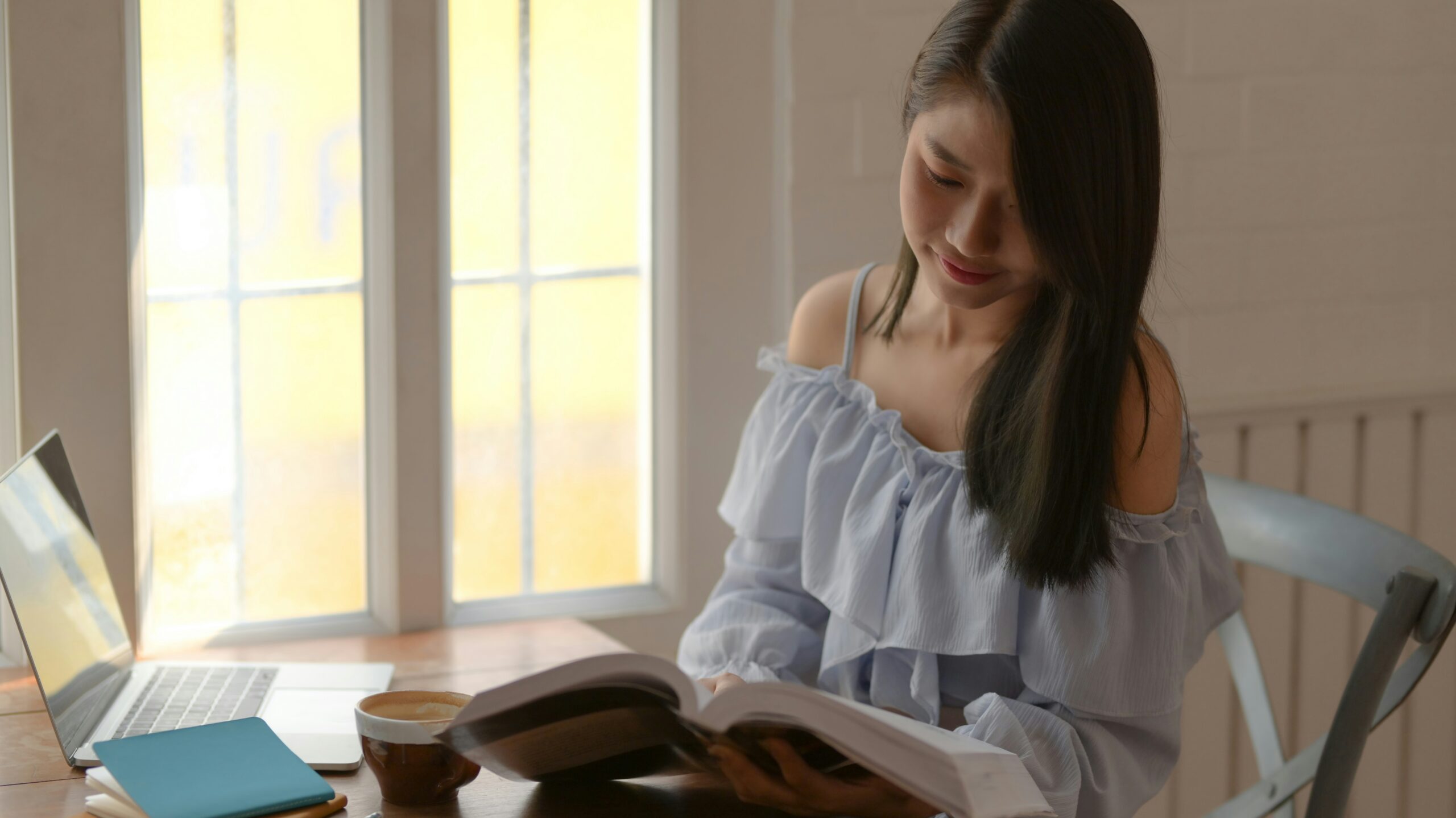 woman reading her Bible